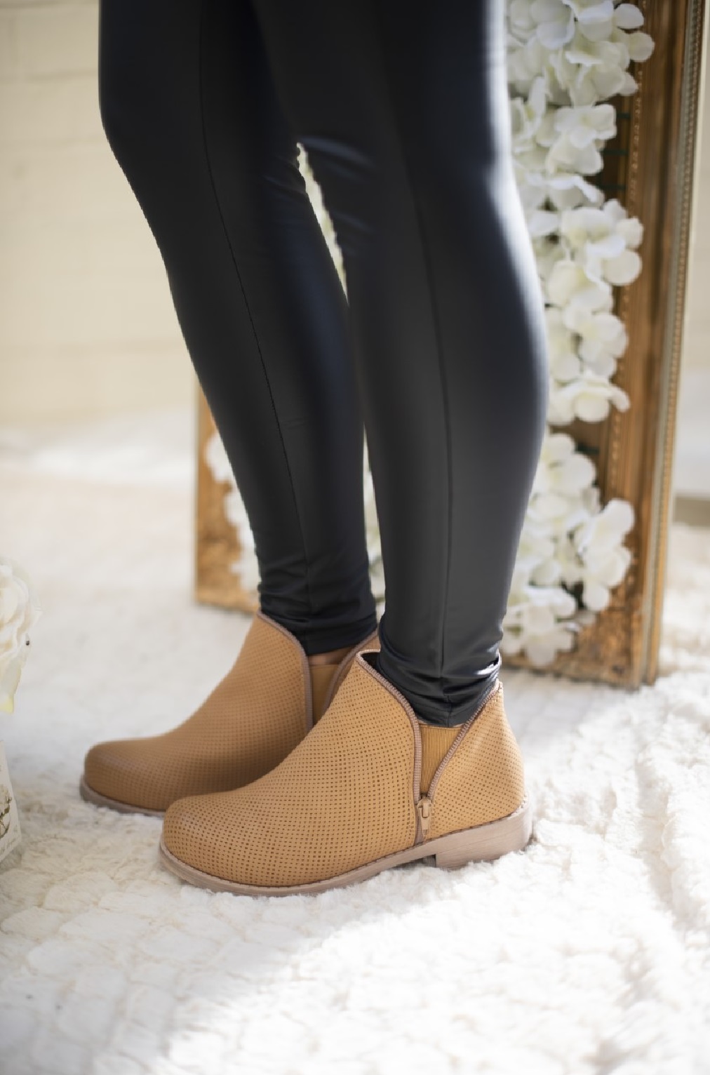 ladies dealer boots size 7